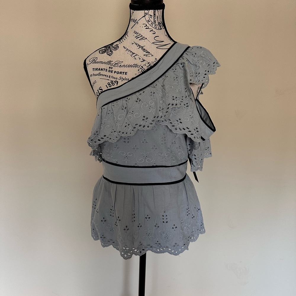VENUS Elegant Light Blue Dress